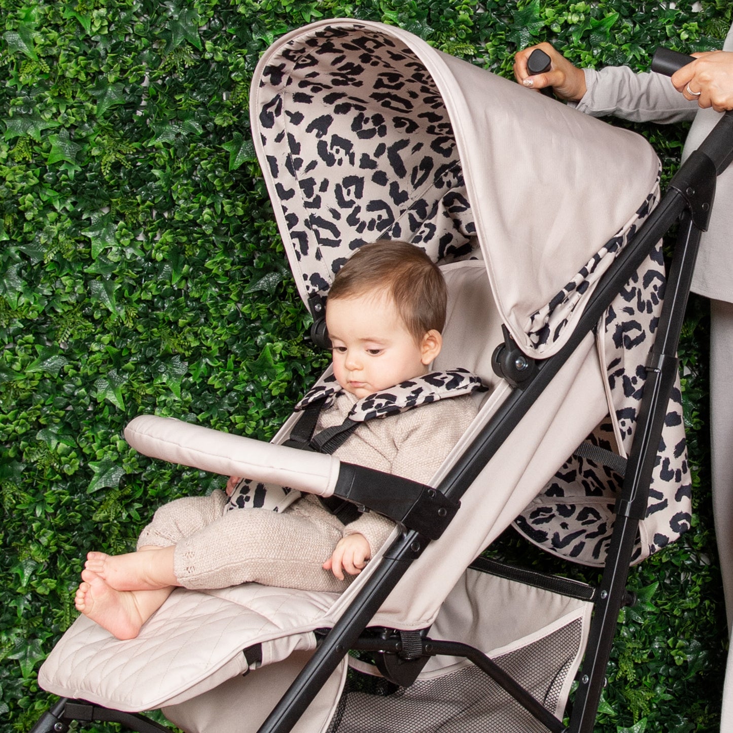 MB51 Stroller - Dani Dyer Fawn Leopard