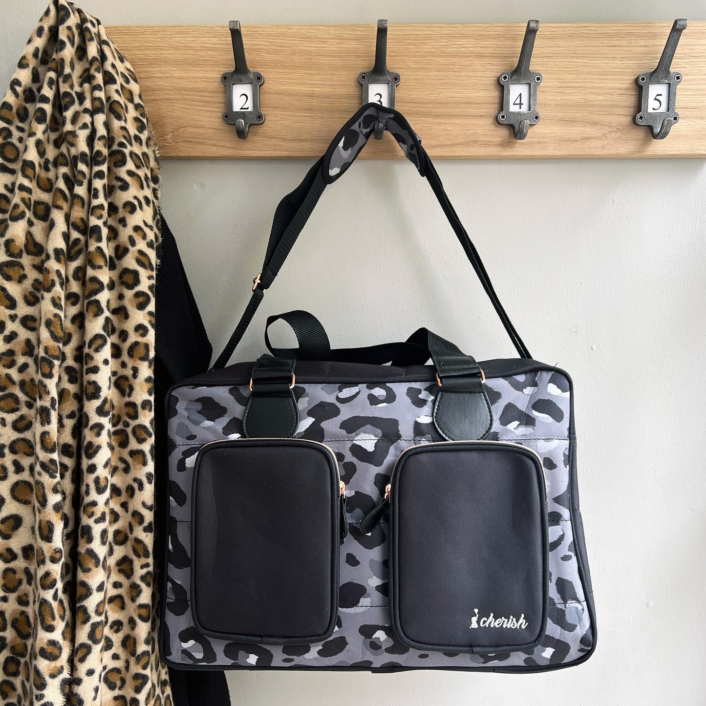 Deluxe Changing Bag (Dani Dyer Black Leopard)